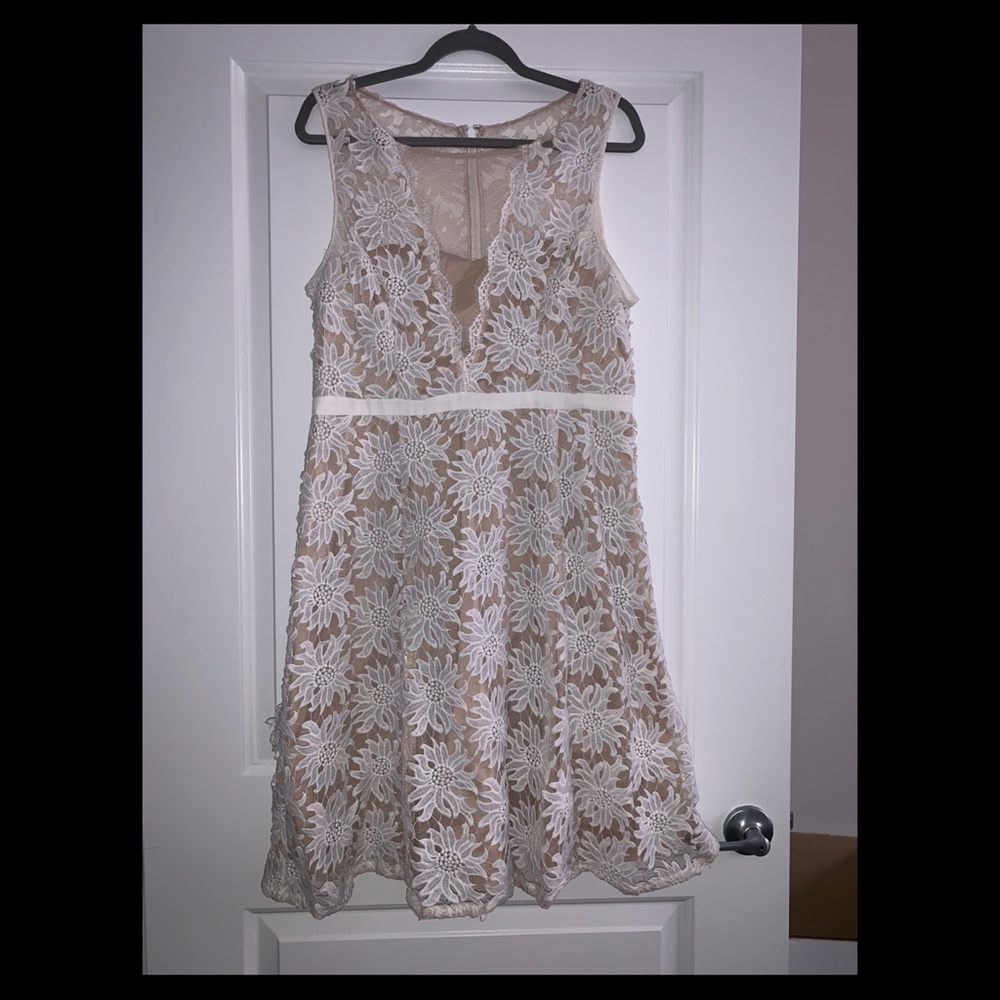 White lace dress